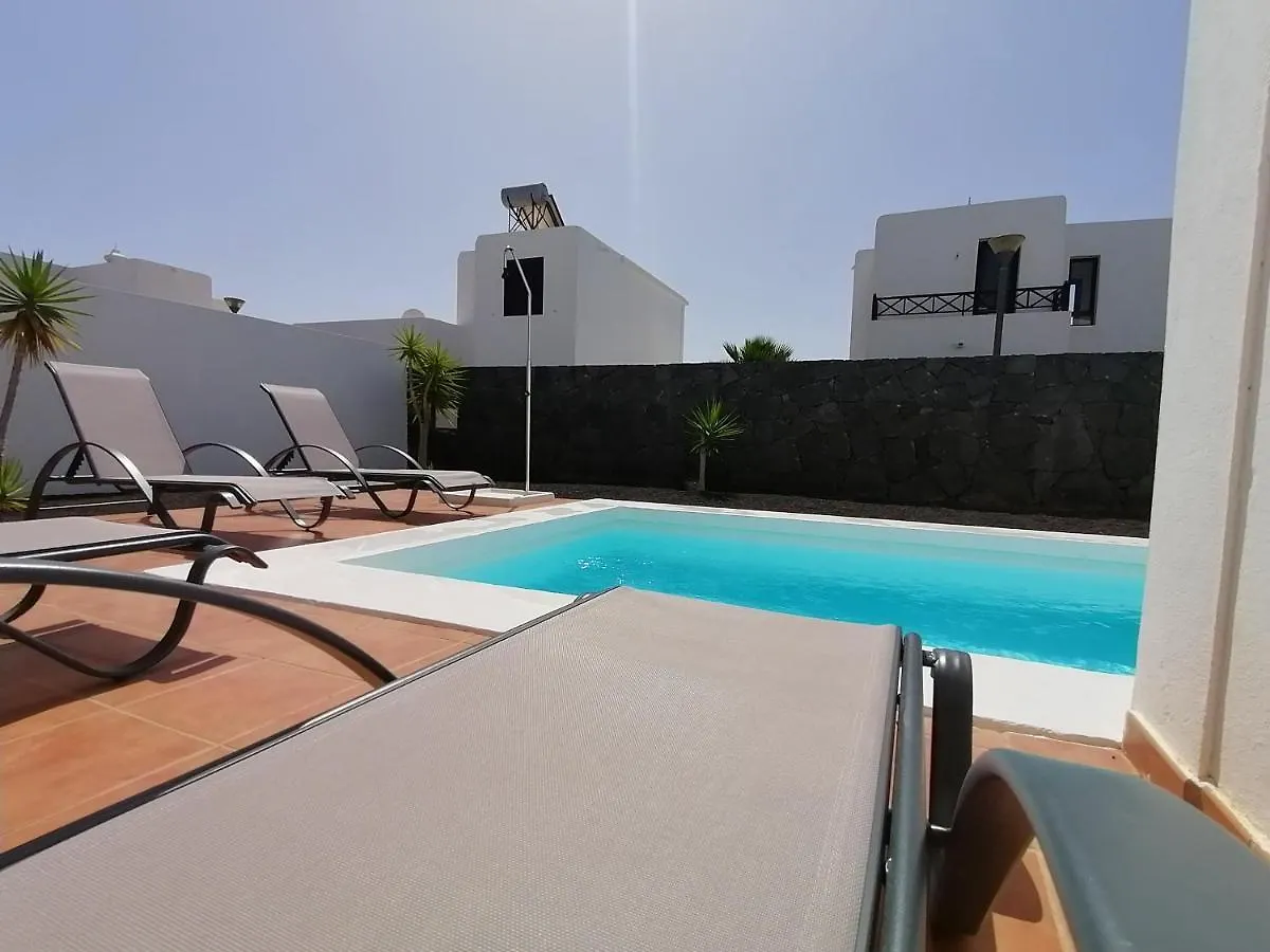 Villa Bolboreta With Private Pool Playa Blanca  Spain